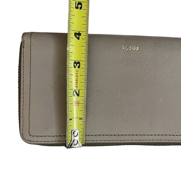 Fossil 100% Leather Zip Around Large Accordion Wallet Wristlet in Light Gray - Picture 10 of 11